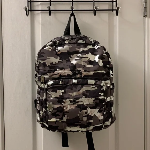Steve Madden | Bags | Steve Madden Black Grey Silver Army  display picture 1